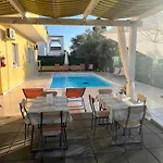 Mare Fuori Gasthuis 3*